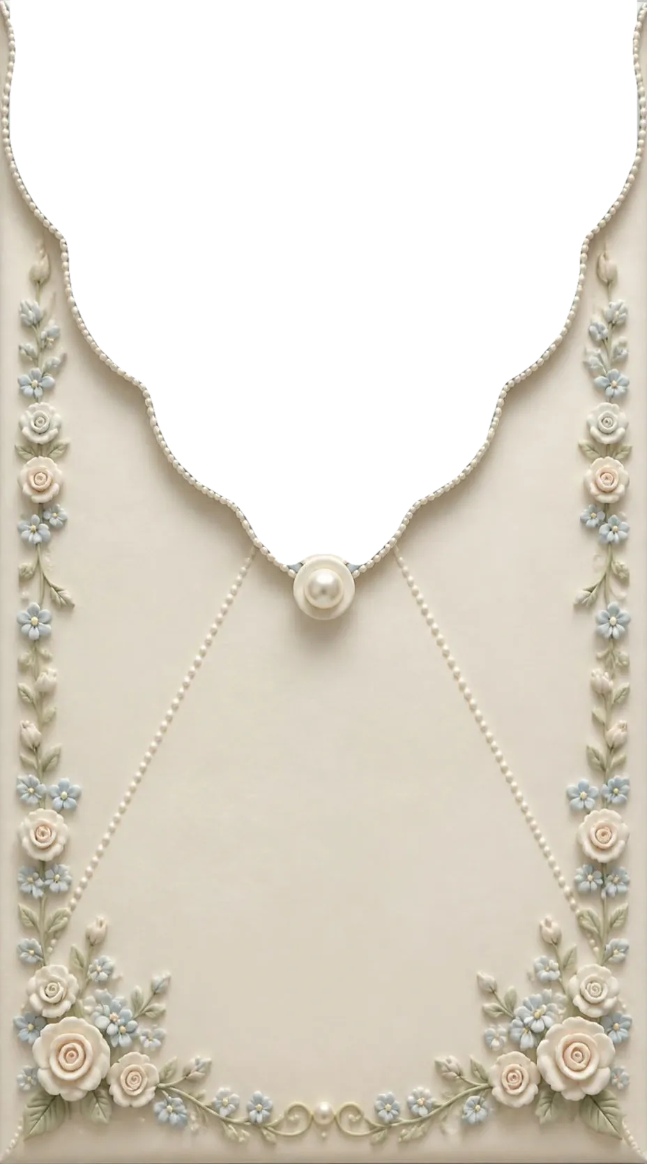 Sobre de porcelana marfil en relieve, con guirnaldas de rosas y nomeolvides, un ribete azul de Sèvres y una perla que lo cierra